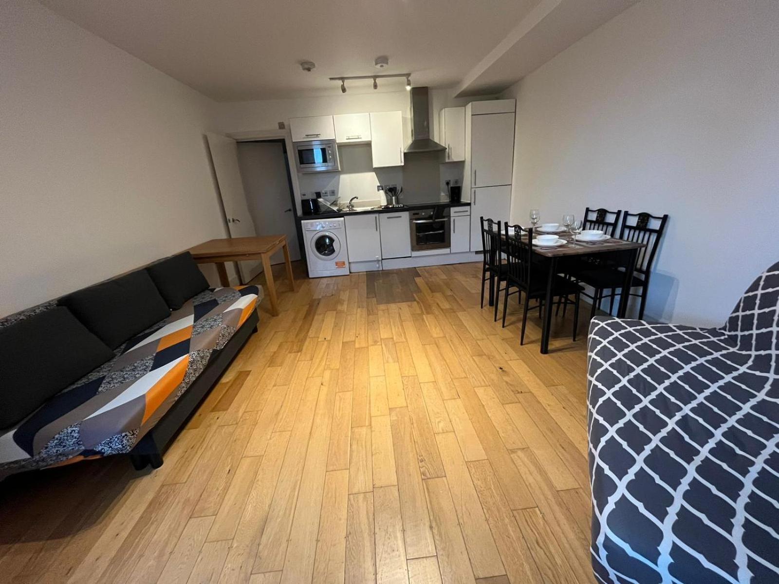 Westciti Chatsworth Road Apartments Croydon Extérieur photo