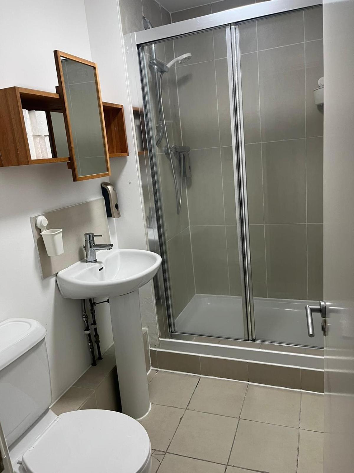 Westciti Chatsworth Road Apartments Croydon Extérieur photo
