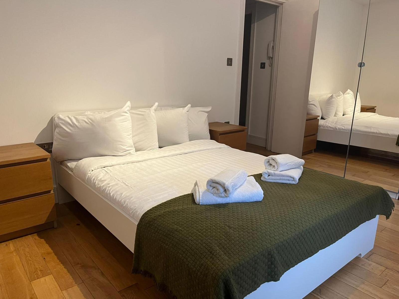 Westciti Chatsworth Road Apartments Croydon Extérieur photo