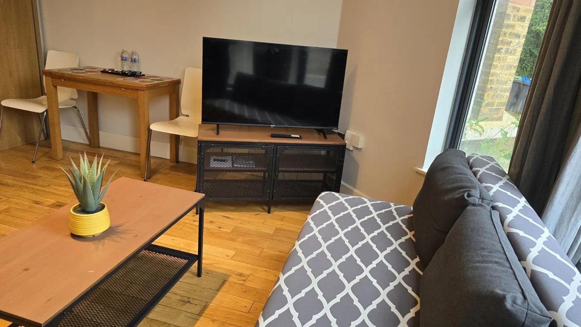 Westciti Chatsworth Road Apartments Croydon Extérieur photo