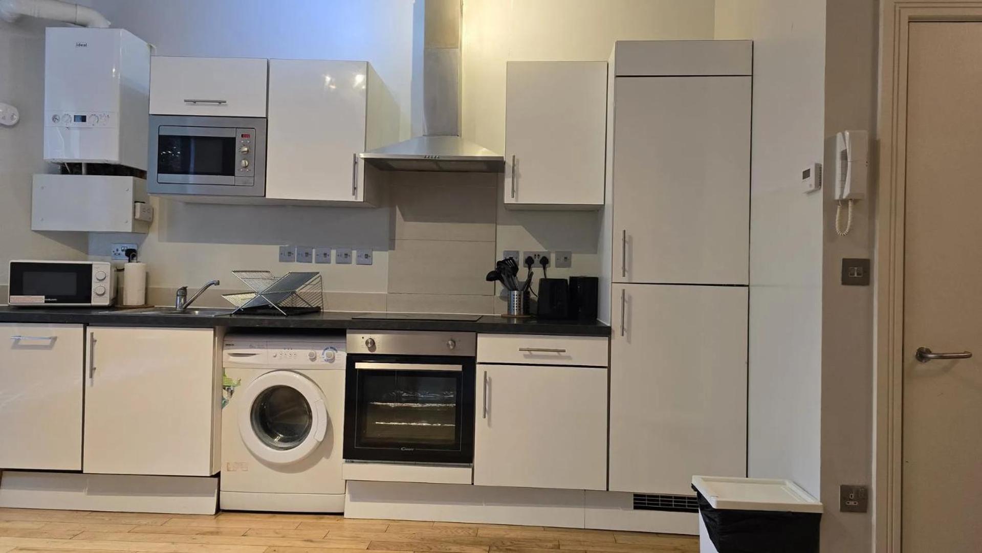 Westciti Chatsworth Road Apartments Croydon Extérieur photo