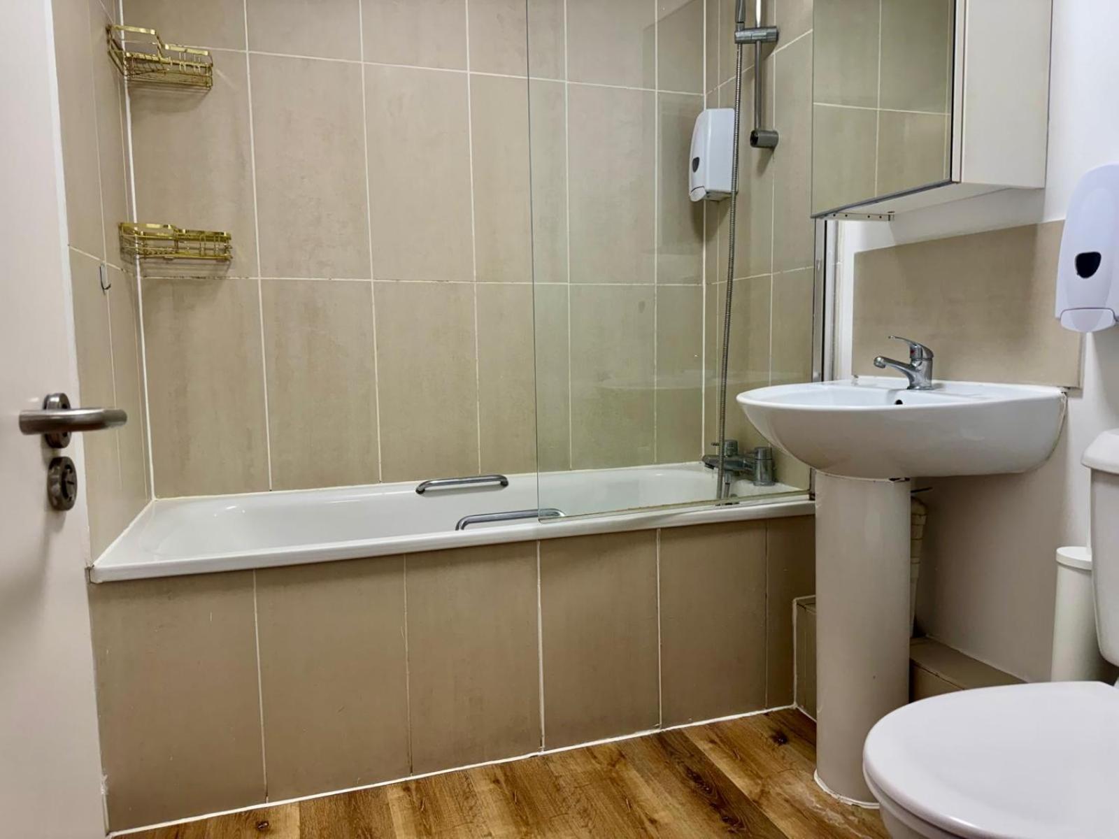 Westciti Chatsworth Road Apartments Croydon Extérieur photo